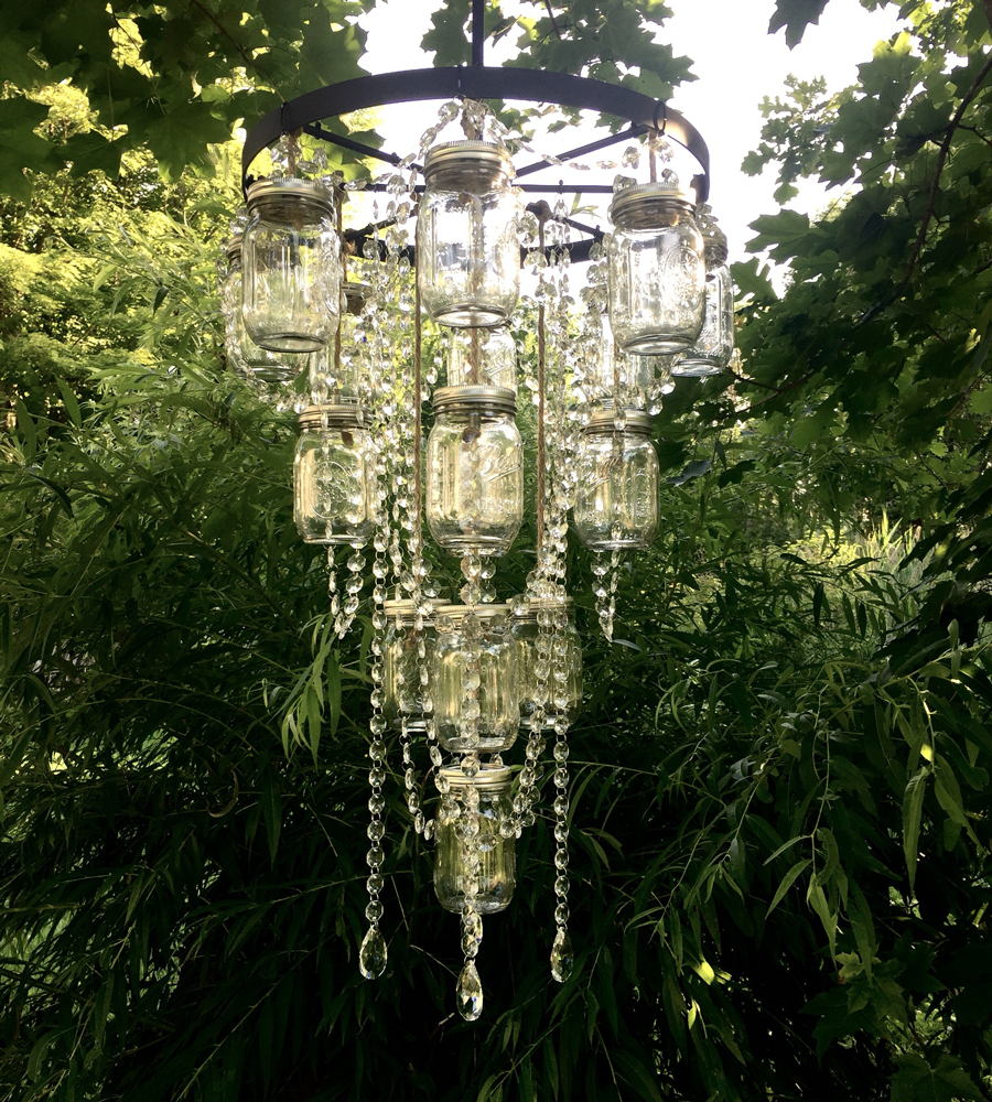 18” Wagon Wheel Mason Jar Chandelier